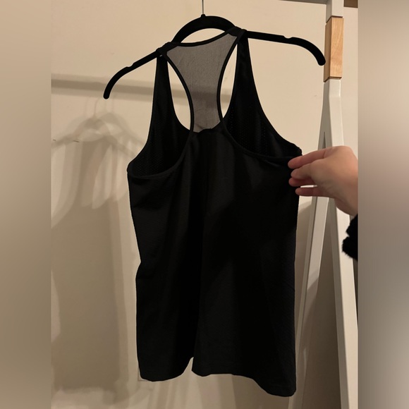 (2) Black Under Armour Tank Tops - Picture 2 of 4